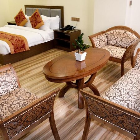 Hotel Tugos Baguio City Екстериор снимка