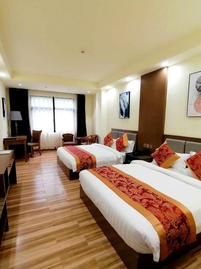 Hotel Tugos Baguio City Екстериор снимка